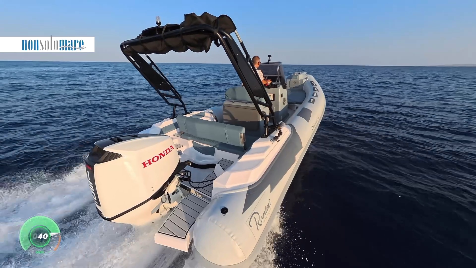 Ranieri International Cayman 23.0 Sport prova in mare con Honda 150cv