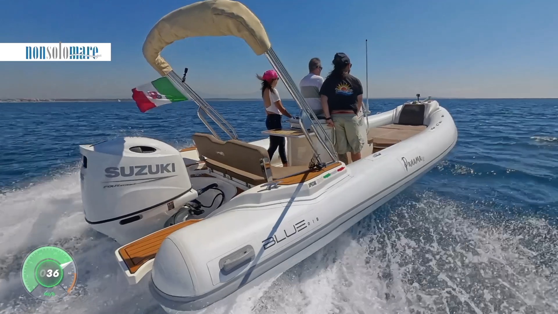 Blue RIB Panama 22 prova in mare con Suzuki DF175