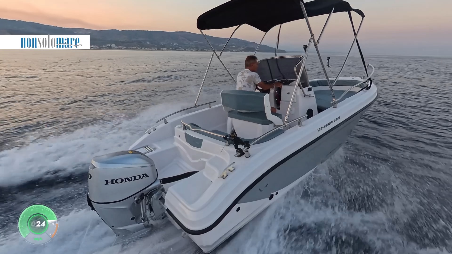 Ranieri International Voyager 19 prova in mare con Honda 40 “senza patente”
